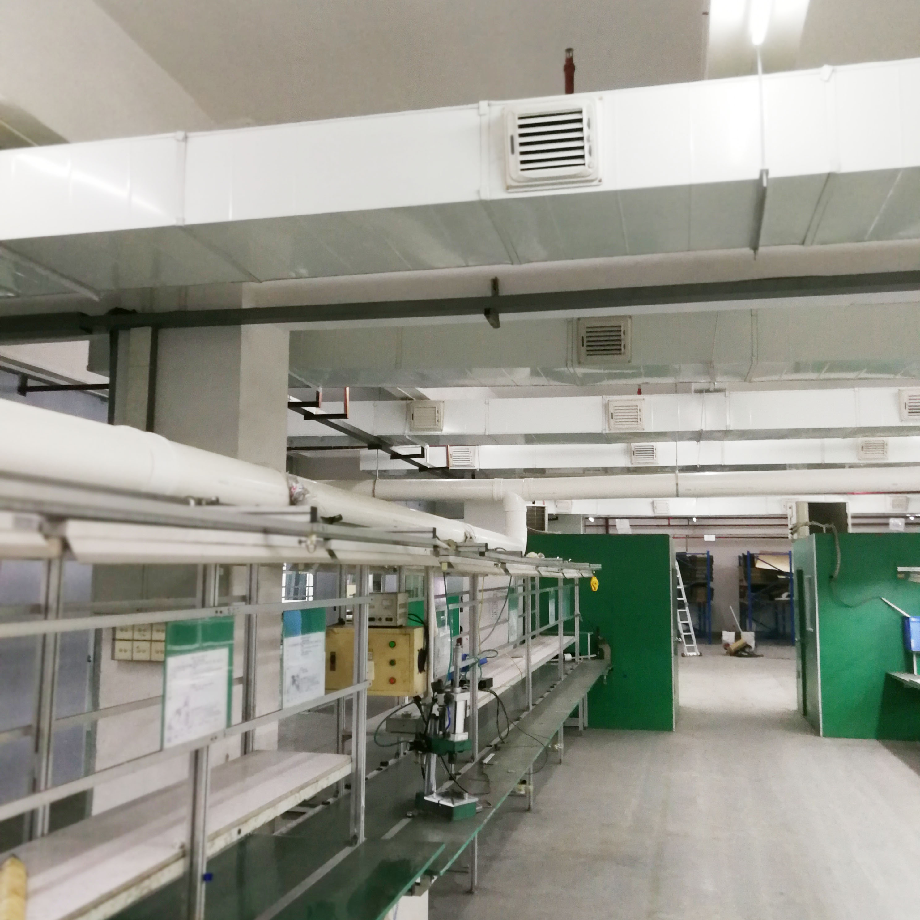 環(huán)?？照{(diào)車間送風(fēng)口